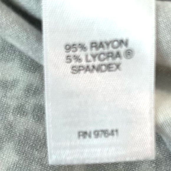 J. Jill Wearever Collection Sleeveless Tank Floral Dress Sz M Black White V-Neck - Picture 10 of 14